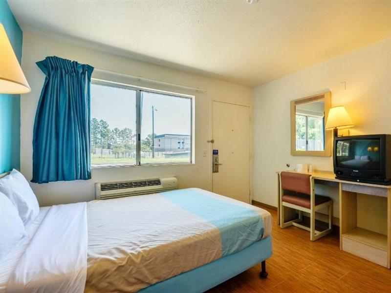 טילמנס קורנר Rodeway Inn מראה חיצוני תמונה