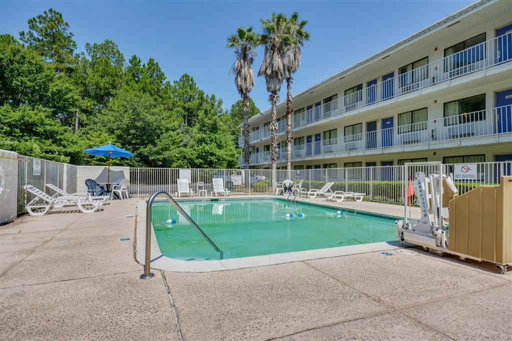 טילמנס קורנר Rodeway Inn מתקנים תמונה