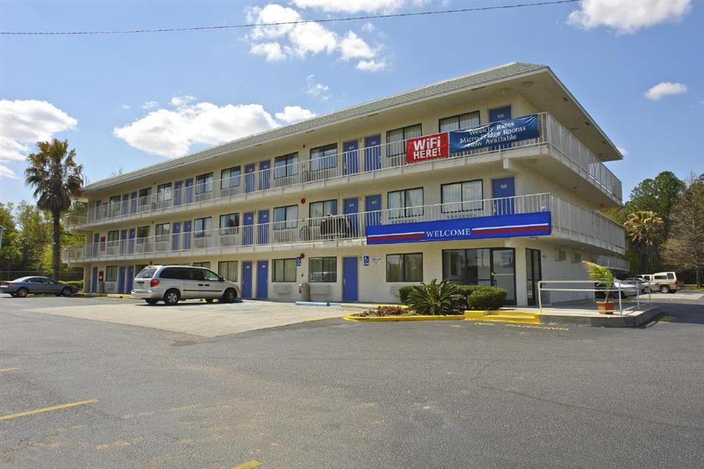 טילמנס קורנר Rodeway Inn שירותים תמונה